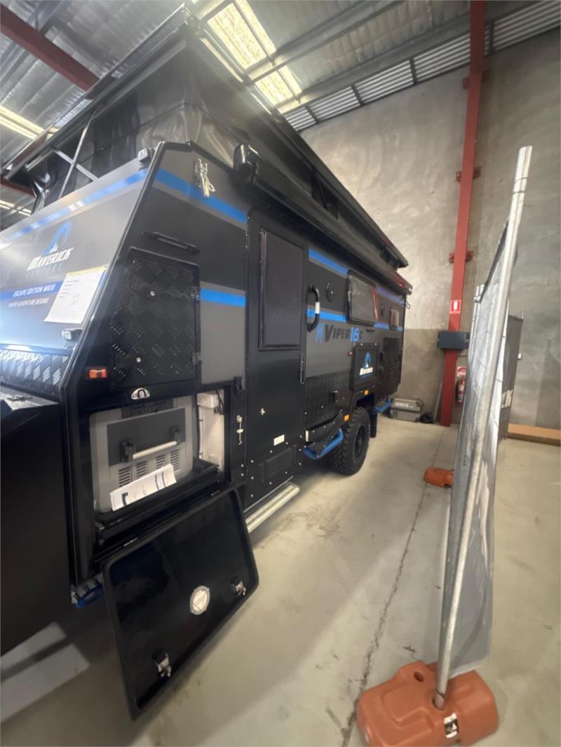 >2025 Maverick Campers Viper 16C   Standard