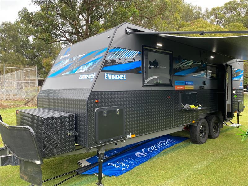 >2023 Maverick Eminence 23' Rear Club   