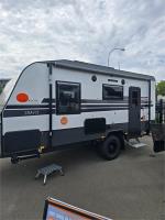 2025 Nova Bravo Signature 166-1R
